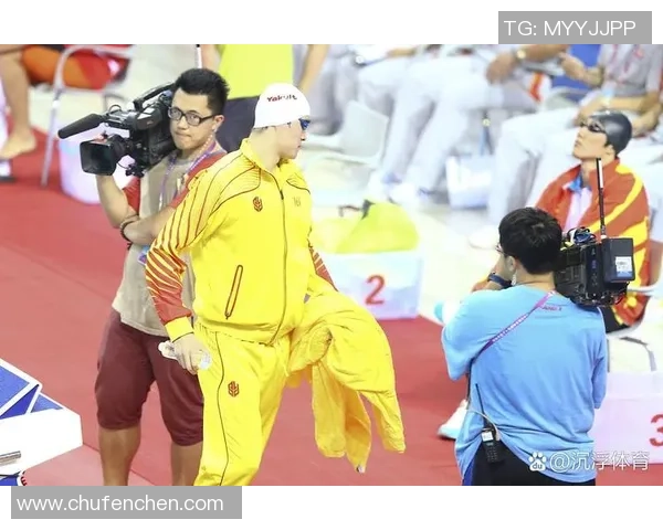 中国明星与世界足球的交汇点：文化碰撞与体育盛宴的精彩瞬间