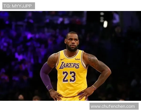 勒布朗詹姆斯的传奇之路从高中天才到NBA历史巨星的辉煌历程