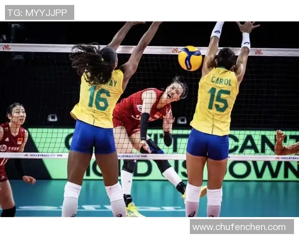 巴西与荷兰激战正酣陈亦明解读比赛精彩瞬间与战术分析